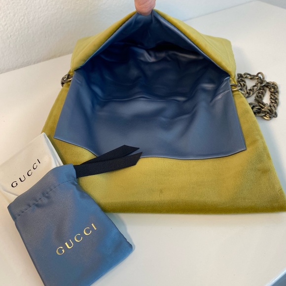 New Gucci Soft Velvet Sunglasses Pouch and Chain only - Picture 7 of 12